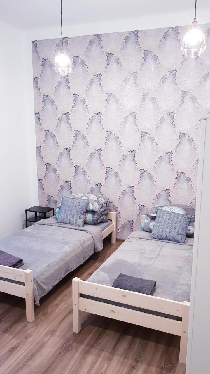 Guest Room RÓWNA Kielce Exterior foto